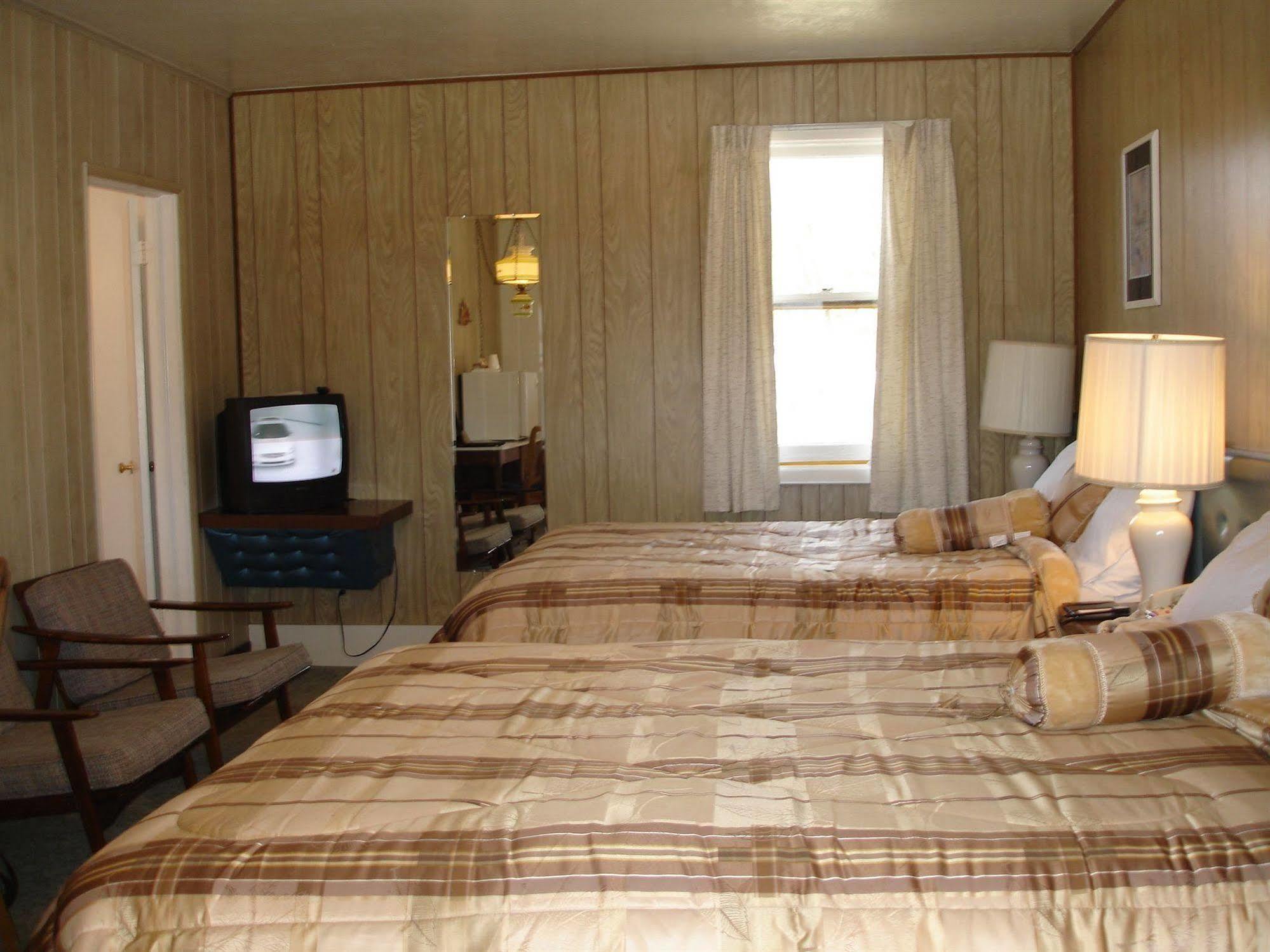 Modoc Inn Alturas Εξωτερικό φωτογραφία